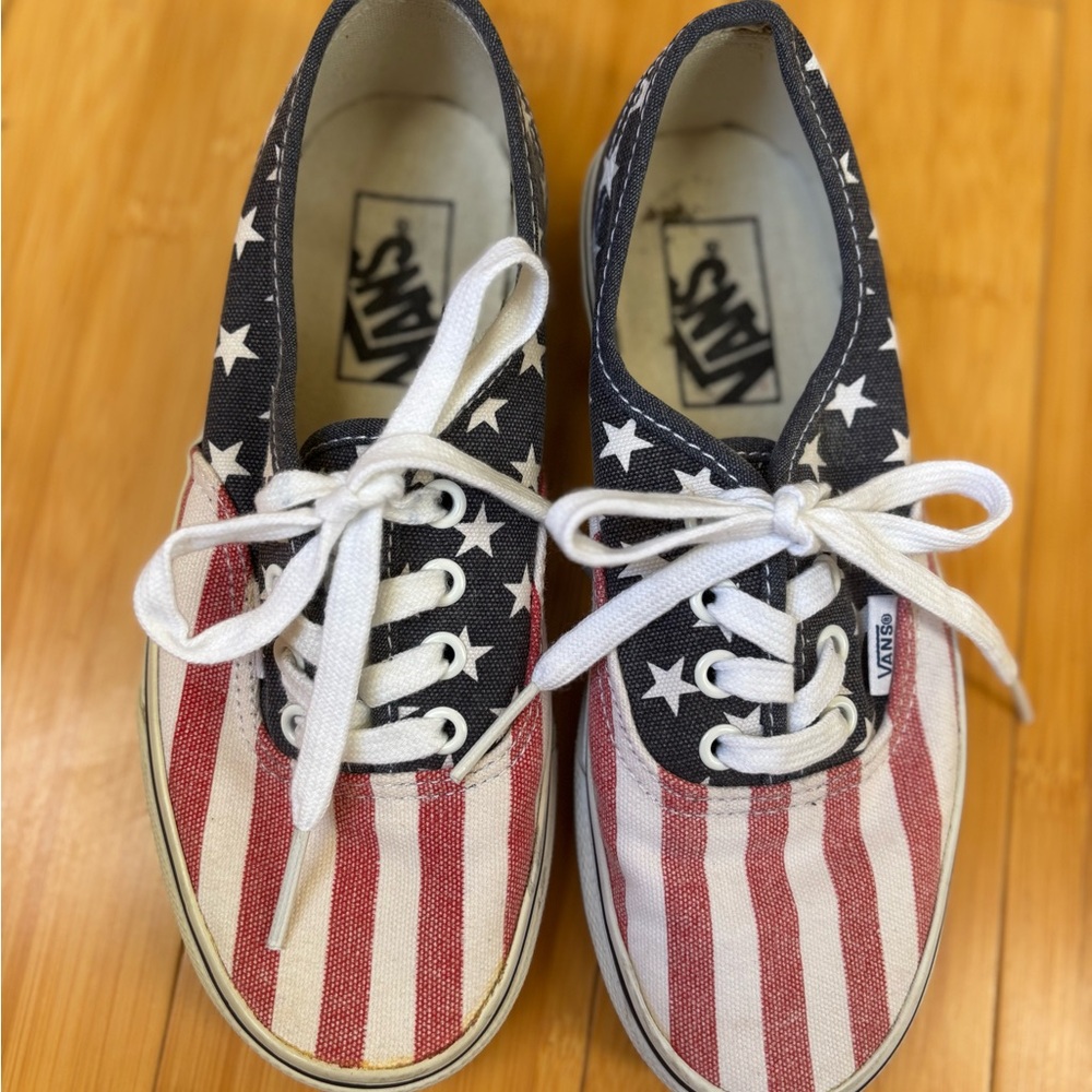 Vans Kids Canvas Sneakers in Red, White & Blue Star Stripe